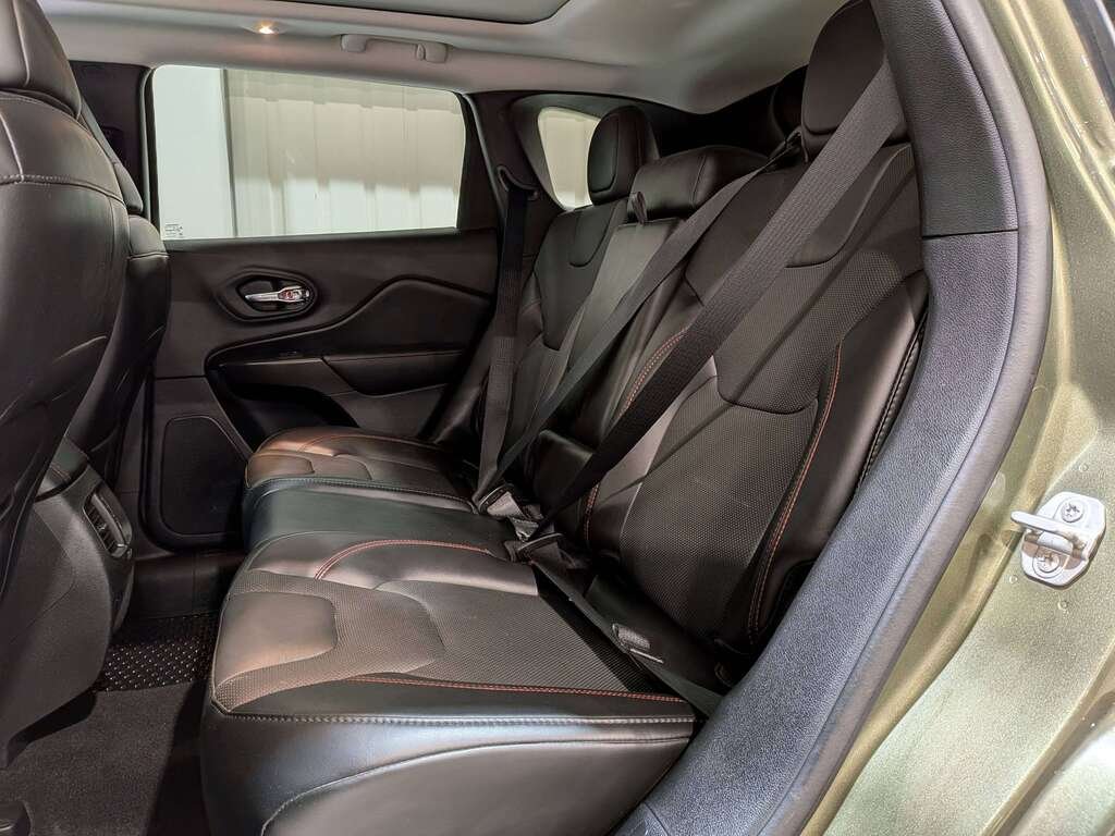 Jeep Cherokee 2021 Vert Val-David - photo #10