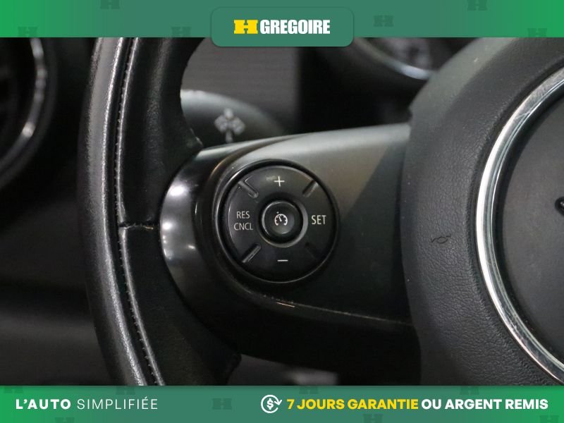 Mini Cooper 2019 Rouge Saint-Eustache - photo #18