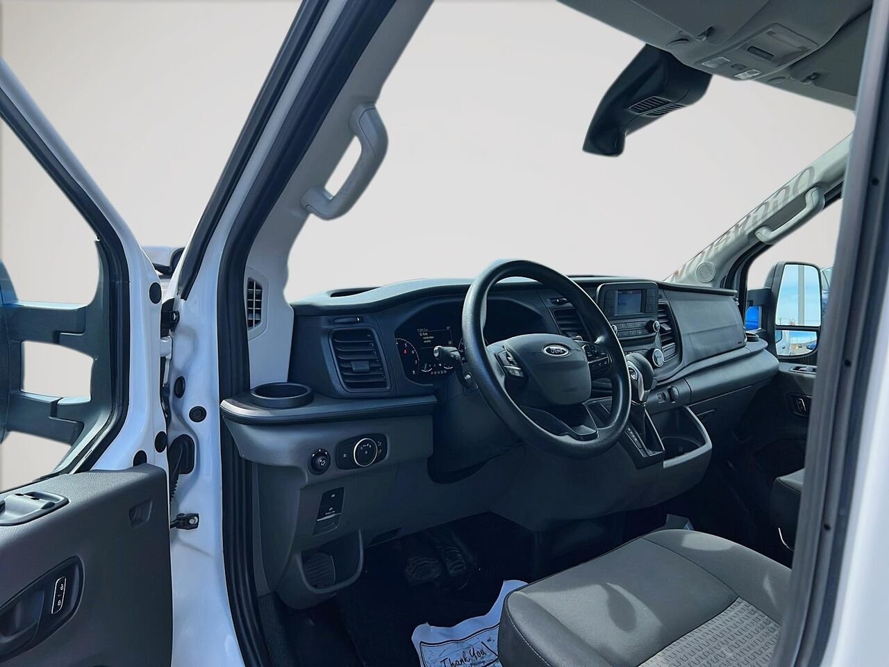 2023 Ford Transit Cube 12 pieds simple roue White Québec - photo #9