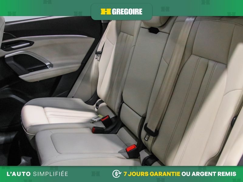 2025 Audi Q5 White Saint-Eustache - photo #28