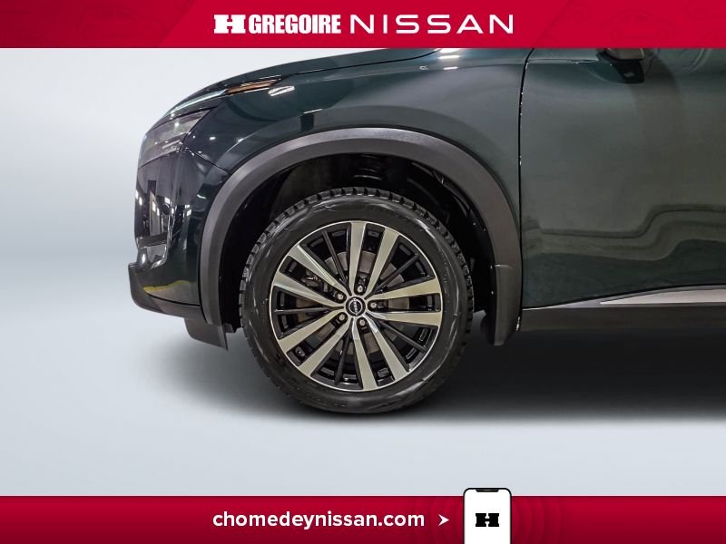 2024 Nissan Pathfinder Green Laval - photo #11