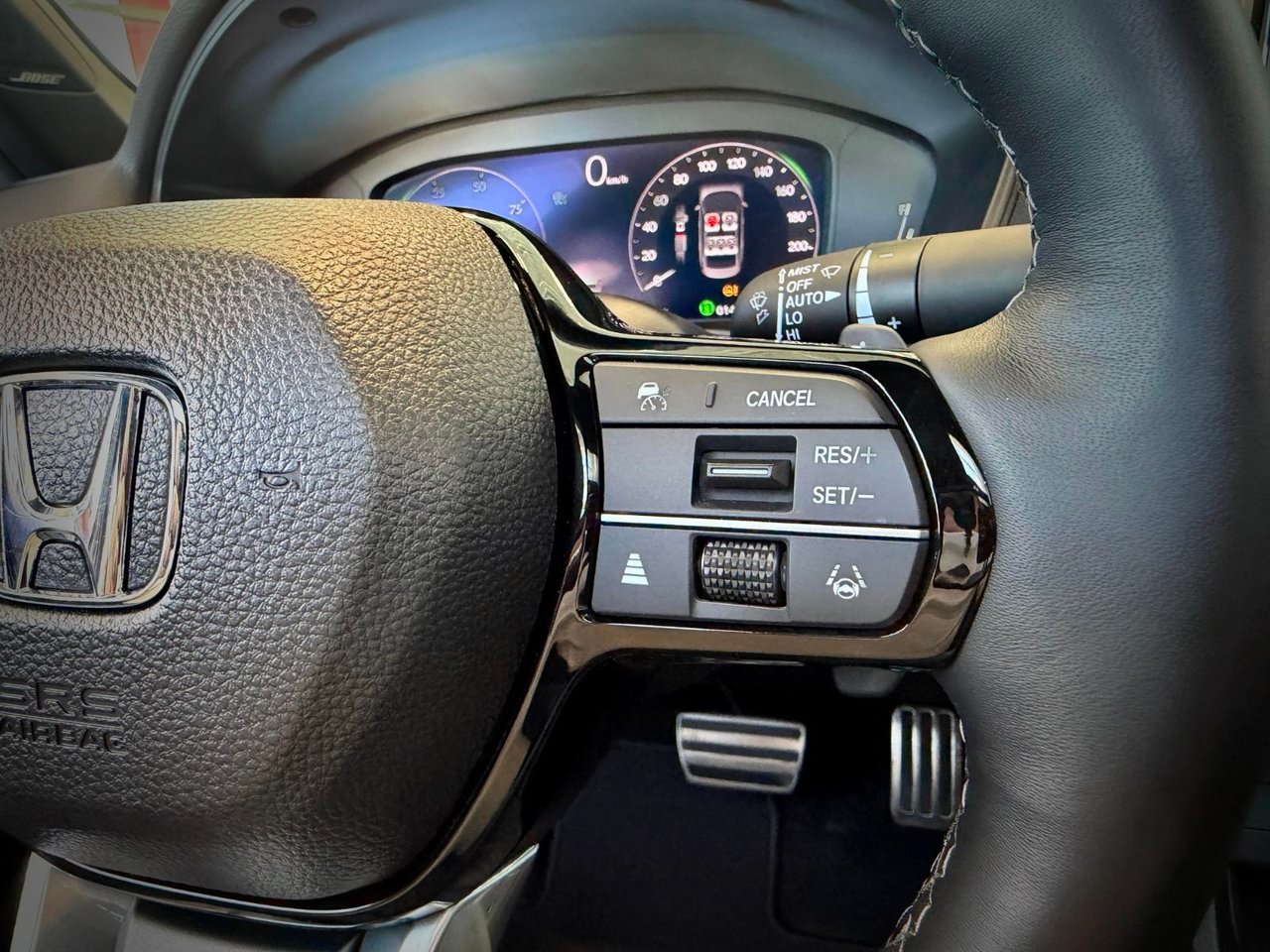 Honda Civic Sedan Hybrid 2025 Bleu Notre-Dame-des-Prairies - photo #23