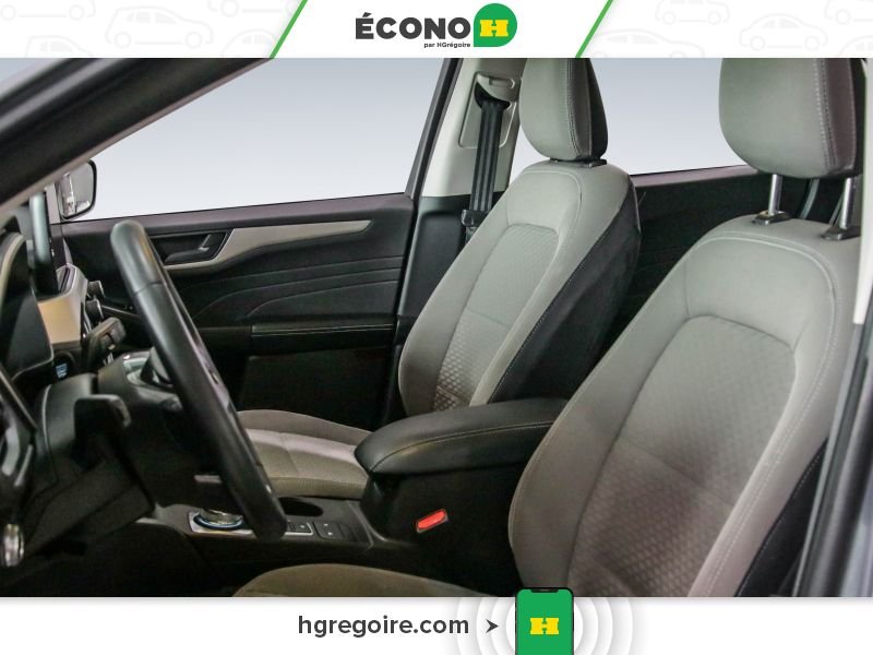 2022 Ford Escape Grey Laval - photo #8