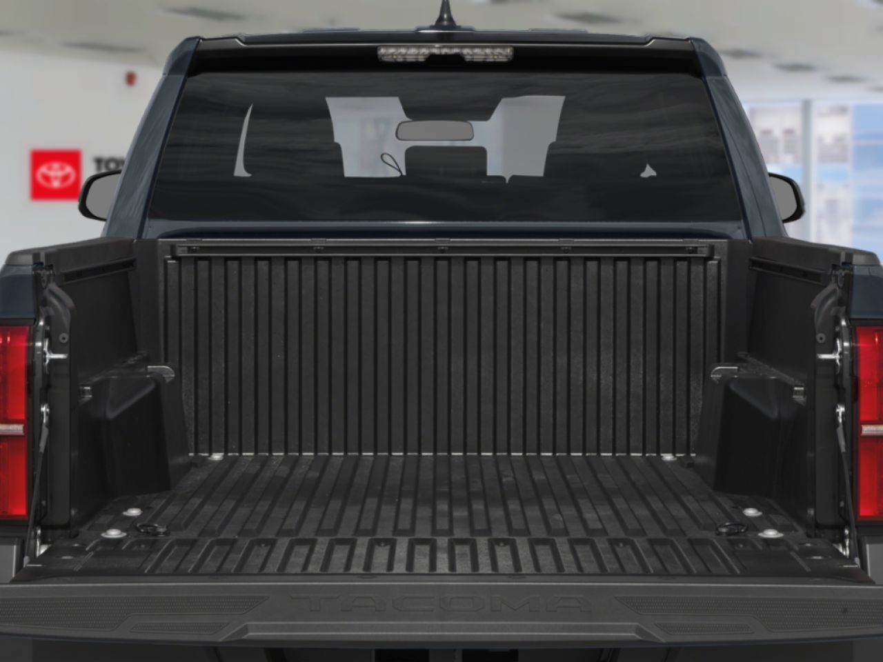 2026 Toyota Tacoma White Mont-Laurier - photo #6