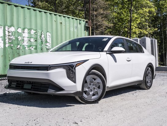 2025 Kia K4 2025 White