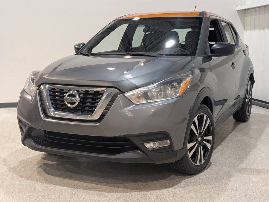 Nissan Kicks SV FWD 2018 Gris