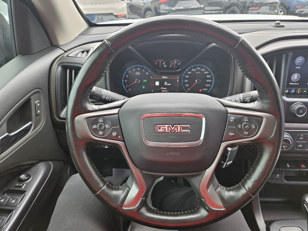 GMC Canyon AT4 cabine multiplace 4RM 141 po avec tissu 2022 Blanc Thetford Mines - photo #6