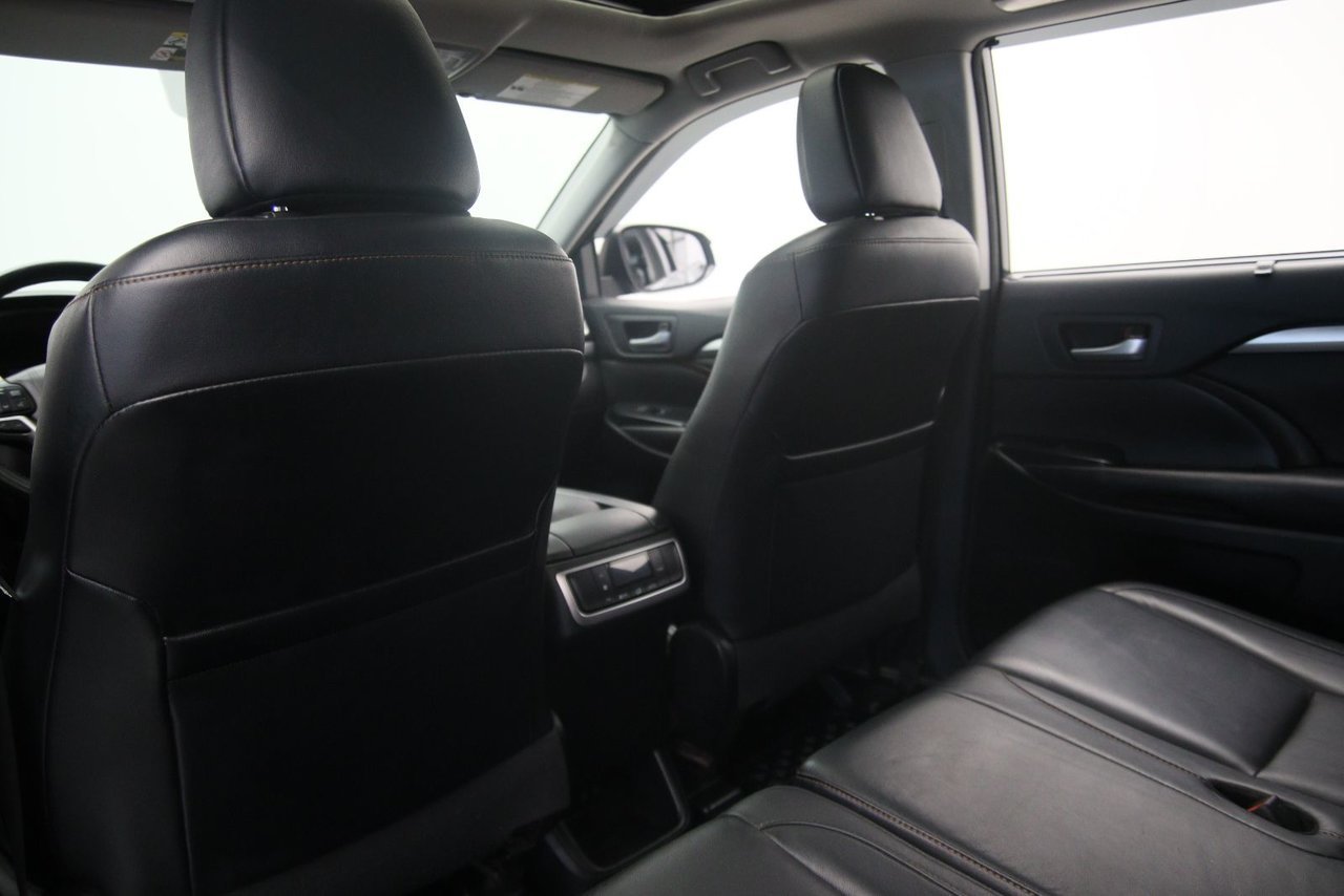 2017 Toyota Highlander XLE Black Baie-Comeau - photo #9
