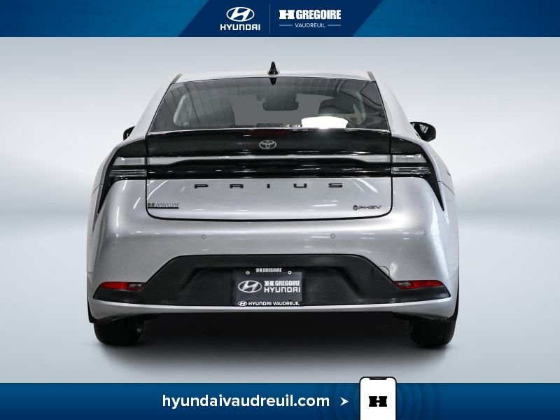 2026 Toyota Prius Silver Saint-Eustache - photo #8