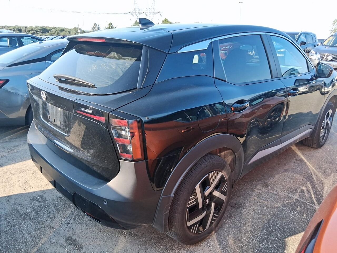 2025 Nissan Kicks SV TA Black Québec - photo #1