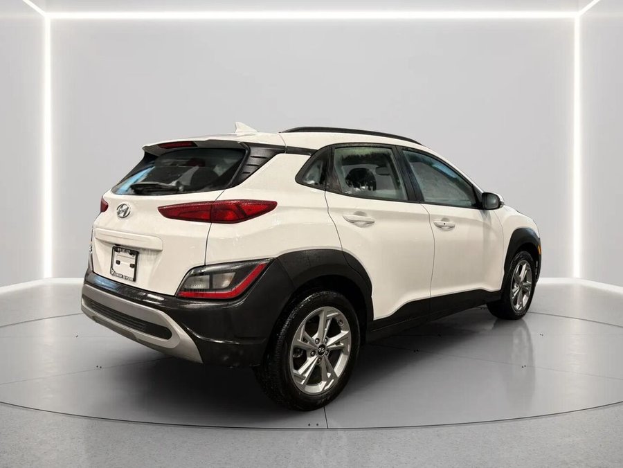 2023 HYUNDAI KONA fwd 2023 White