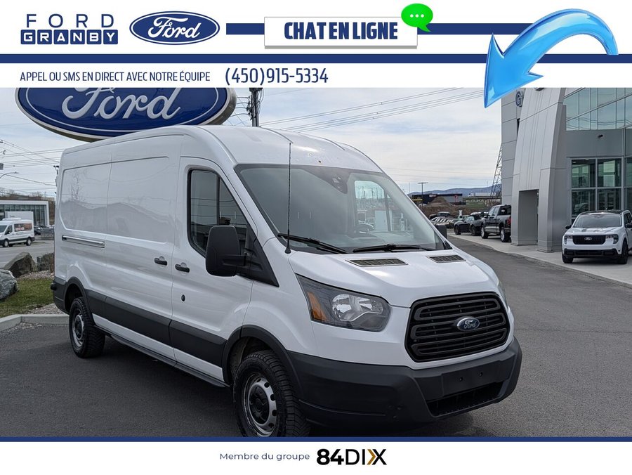 Ford Transit fourgon utilitaire T-250 toit moyen 148 po PNBV de 9 000 lb porte coulissante côté passager 2016 Blanc