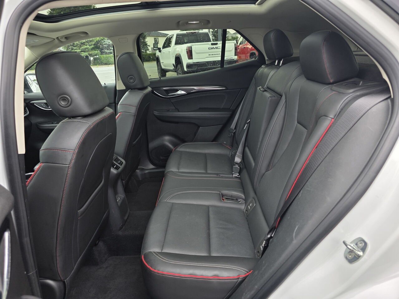 Buick Envision Essence 2022 Blanc Rouyn-Noranda - photo #43