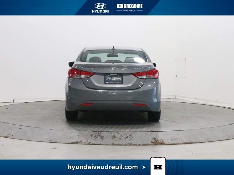 Hyundai Elantra YS42 | Berline 4 portes, boîte automatique, GL 2013 Gris Laval - photo #8