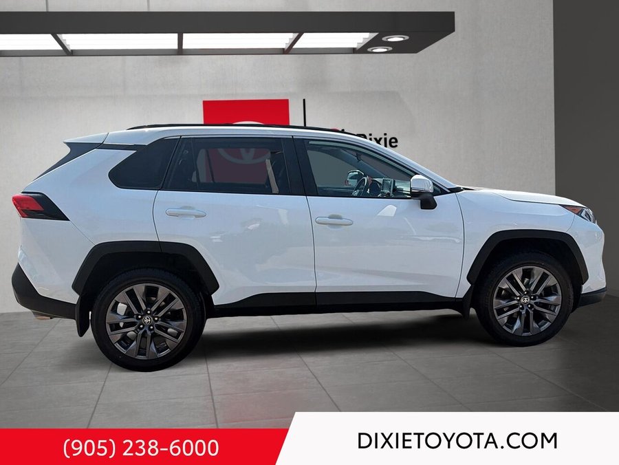 2021 Toyota RAV4 2021 White