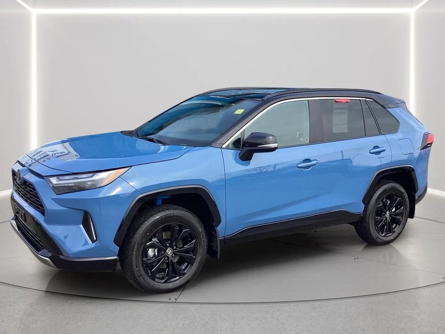 TOYOTA RAV4 HYBRID XSE 2025 2025 Bleu cavalerie avec toit noir