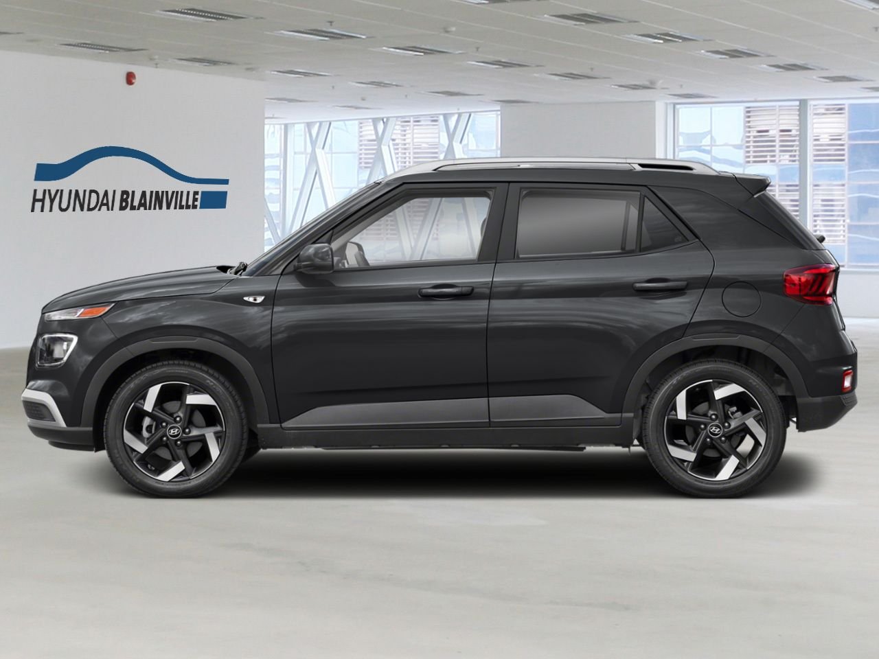 2026 Hyundai Venue Black Blainville - photo #2