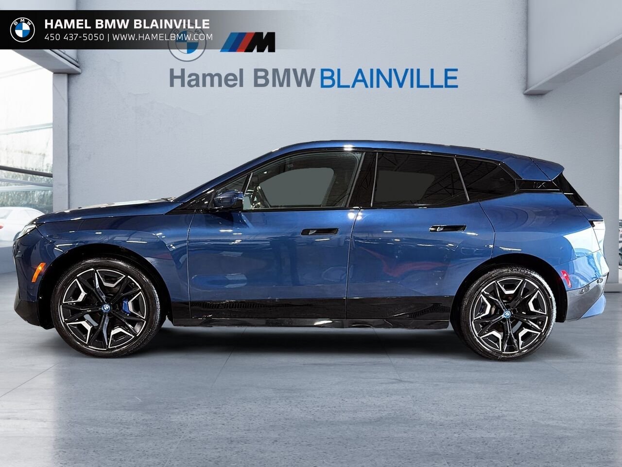 BMW iX xDrive40 véhicule d'activités sportives 2024 Bleu Blainville - photo #4