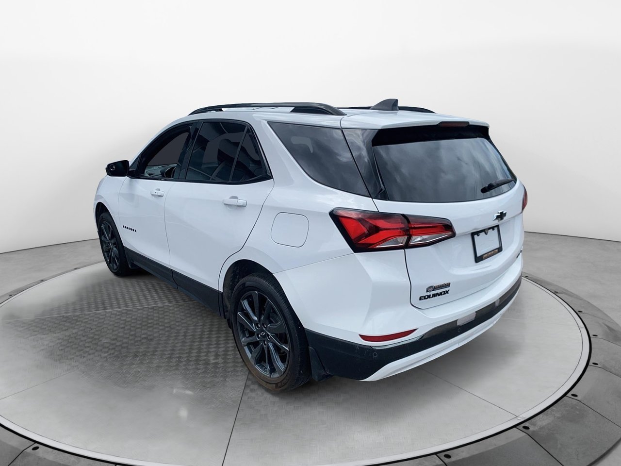 2023 Chevrolet Equinox VIN 3GNAXWEG8PL104961 White Baie-Comeau - photo #4