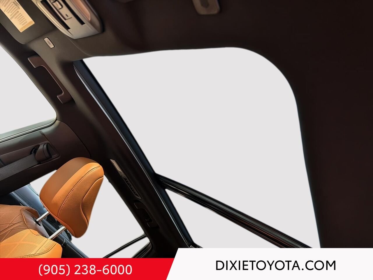 2024 Toyota Highlander PLATNIUM AWD / HEATED AND VENTIALTED SEATS / HEATED REAR SEATS / ALLOY WHEELS / MOONROOF / CARPLAY AND ANDROID AUTO Mississauga - photo #10