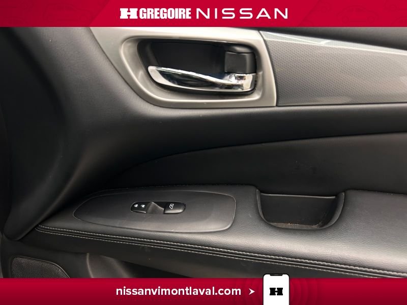 2017 Nissan Pathfinder Grey Laval - photo #19