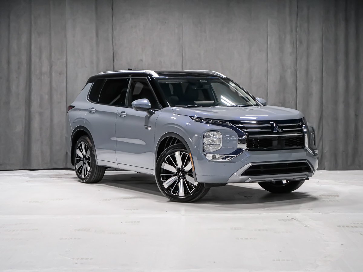 Mitsubishi Outlander PHEV GT 2026 Fini Gris pierre de lune de qualité supérieure Montréal - photo #1