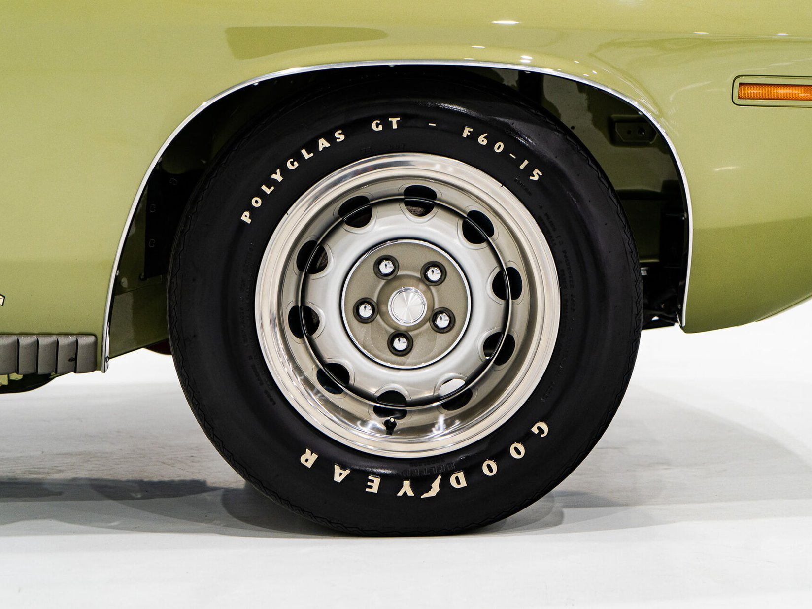 Plymouth HEMI Cuda *PRICE IN USD* | 1 Of 3 Used By Chrysler Of France Racing Division 1970 Vert Kirkland - photo #46