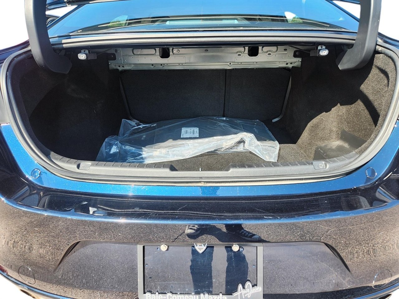 2023 Mazda Mazda3 VIN 3MZBPBCM5PM354020 Blue Baie-Comeau - photo #7