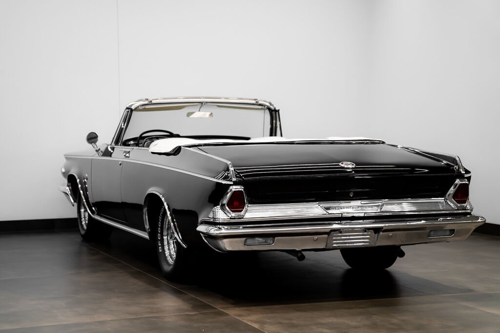 Chrysler 300 1964 Noir Montréal - photo #7