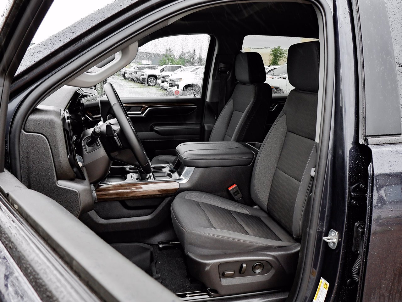 2024 Chevrolet Silverado 1500 4WD Crew Cab 147 RST Black Sherwood Park - photo #15
