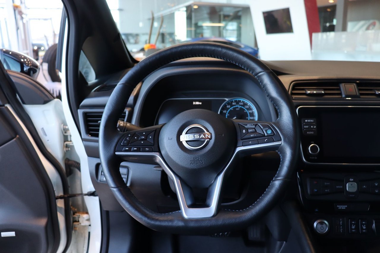 2023 Nissan LEAF VIN 1N4CZ1DV2PC554251 White Chicoutimi - photo #9