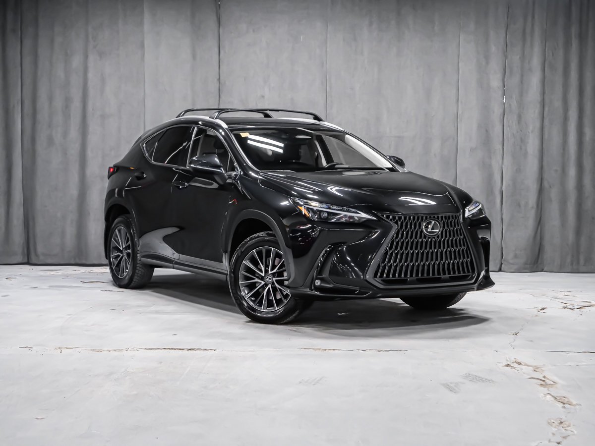 Lexus NX NX 350H HYBRID SIGNATURE VOLANT CHAUFFANT 2023 Noir Montréal - photo #1