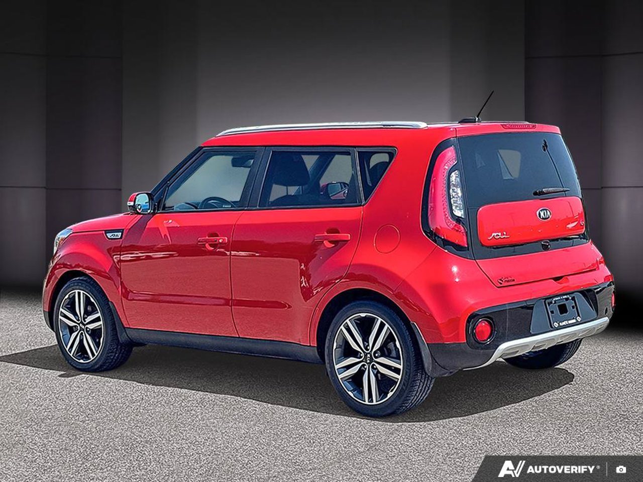 Kia Soul KNDJP3A51J7582744 2018 Rouge Mirabel - photo #2