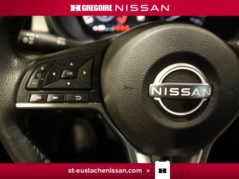 2023 Nissan Kicks White Laval - photo #18
