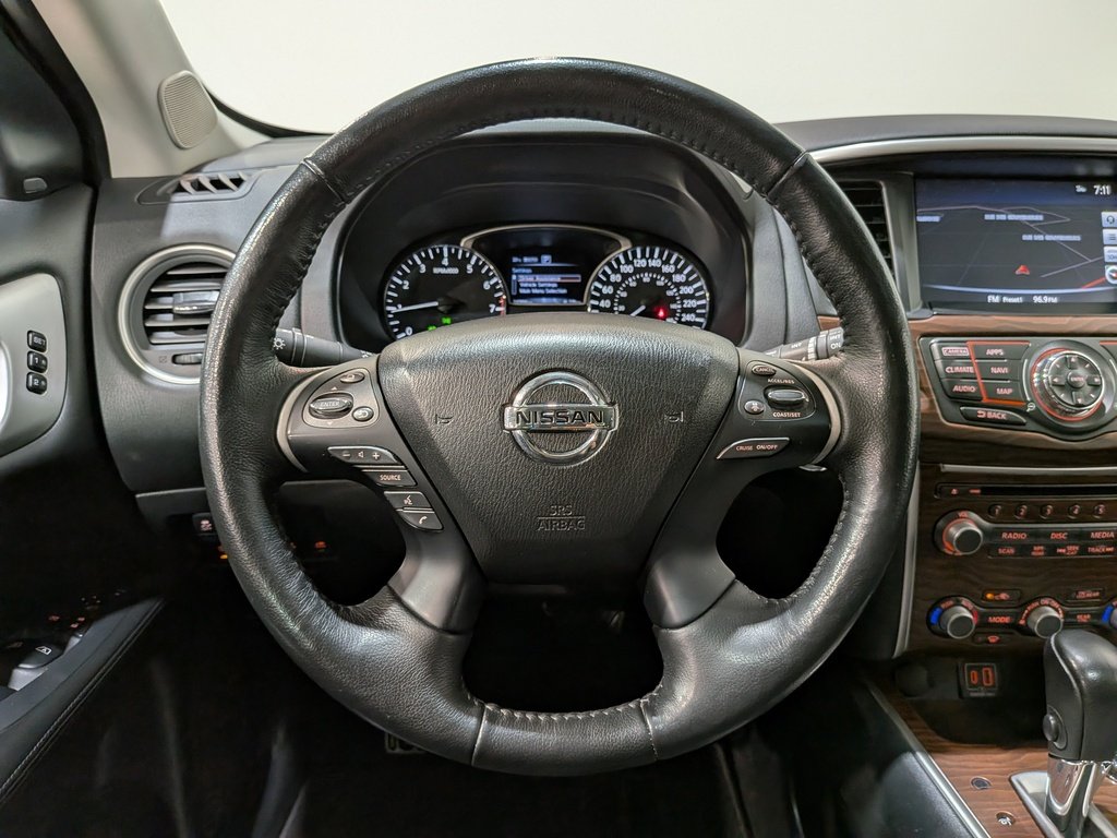 2020 Nissan Pathfinder 4x4 Platinum Black Val-David - photo #17