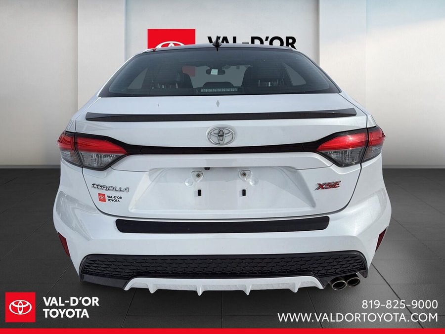 Toyota Corolla XSE TOIT CUIR XSE CVT 2022 2022 Frisson glacé nacré avec toit noir