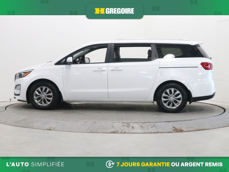 2020 Kia Sedona White Laval - photo #4