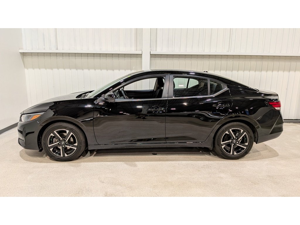 Nissan Sentra SV CVT 2024 Noir Val-David - photo #4