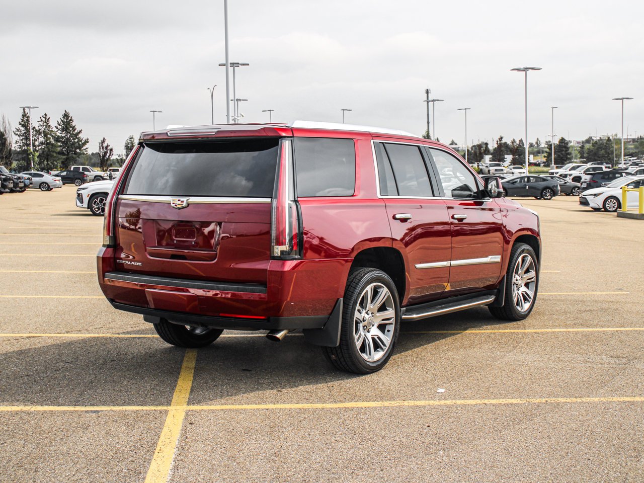 2016 Cadillac Escalade 4WD 4dr Premium Collection Red Passion Sherwood Park - photo #8