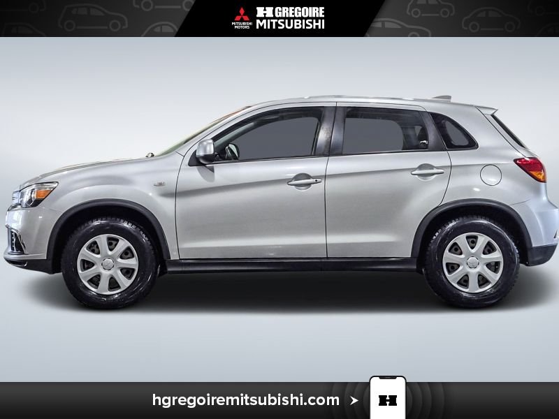 Mitsubishi RVR MR4403 | ES * Caméra * Aucun Accident * Bluetooth 2019 Gris Laval - photo #4