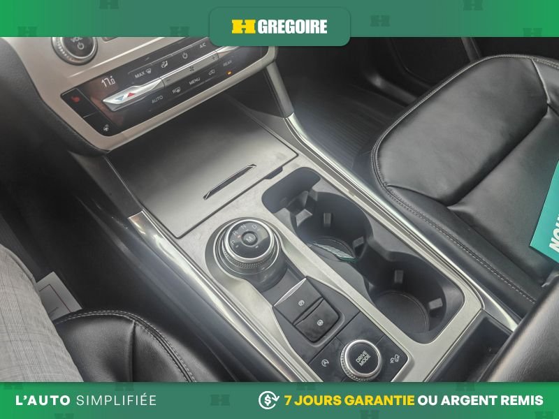 2021 Ford Explorer White Saint-Eustache - photo #18