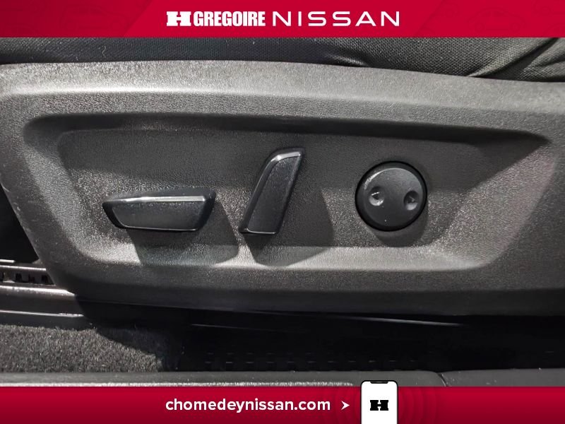2023 Nissan Rogue Grey Laval - photo #17