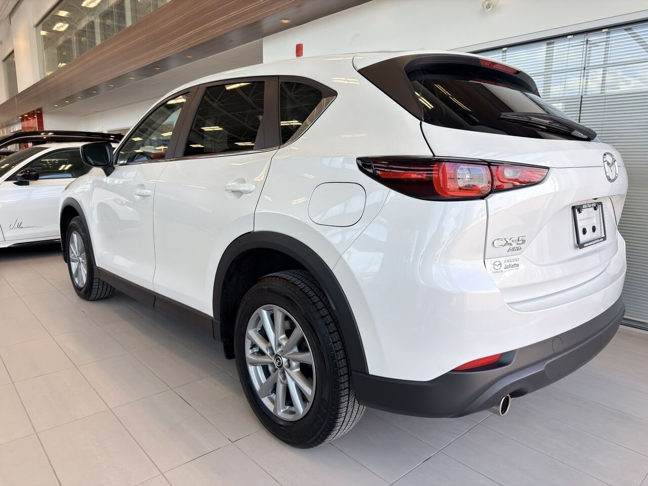 2024 Mazda CX-5 White Notre-Dame-des-Prairies - photo #7
