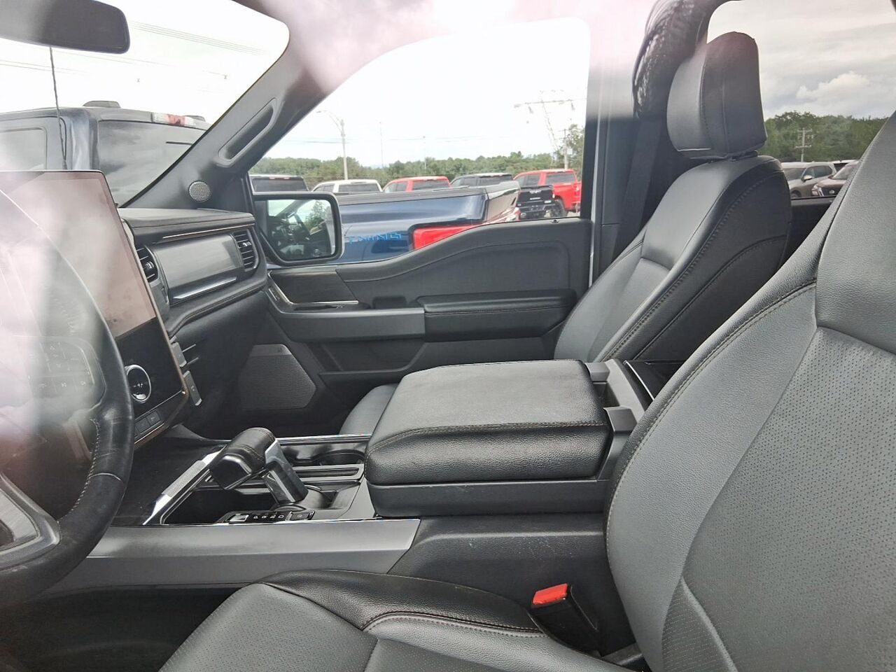 Ford F-150 Lightning LARIAT LONG RANGE 2024 Blanc Québec - photo #2
