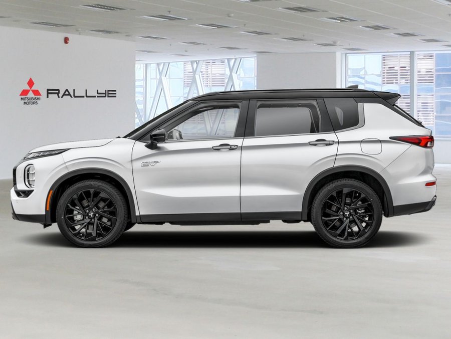 2026 MITSUBISHI Outlander Plug-In Hybrid GT NOIR White Diamond/Black Roof