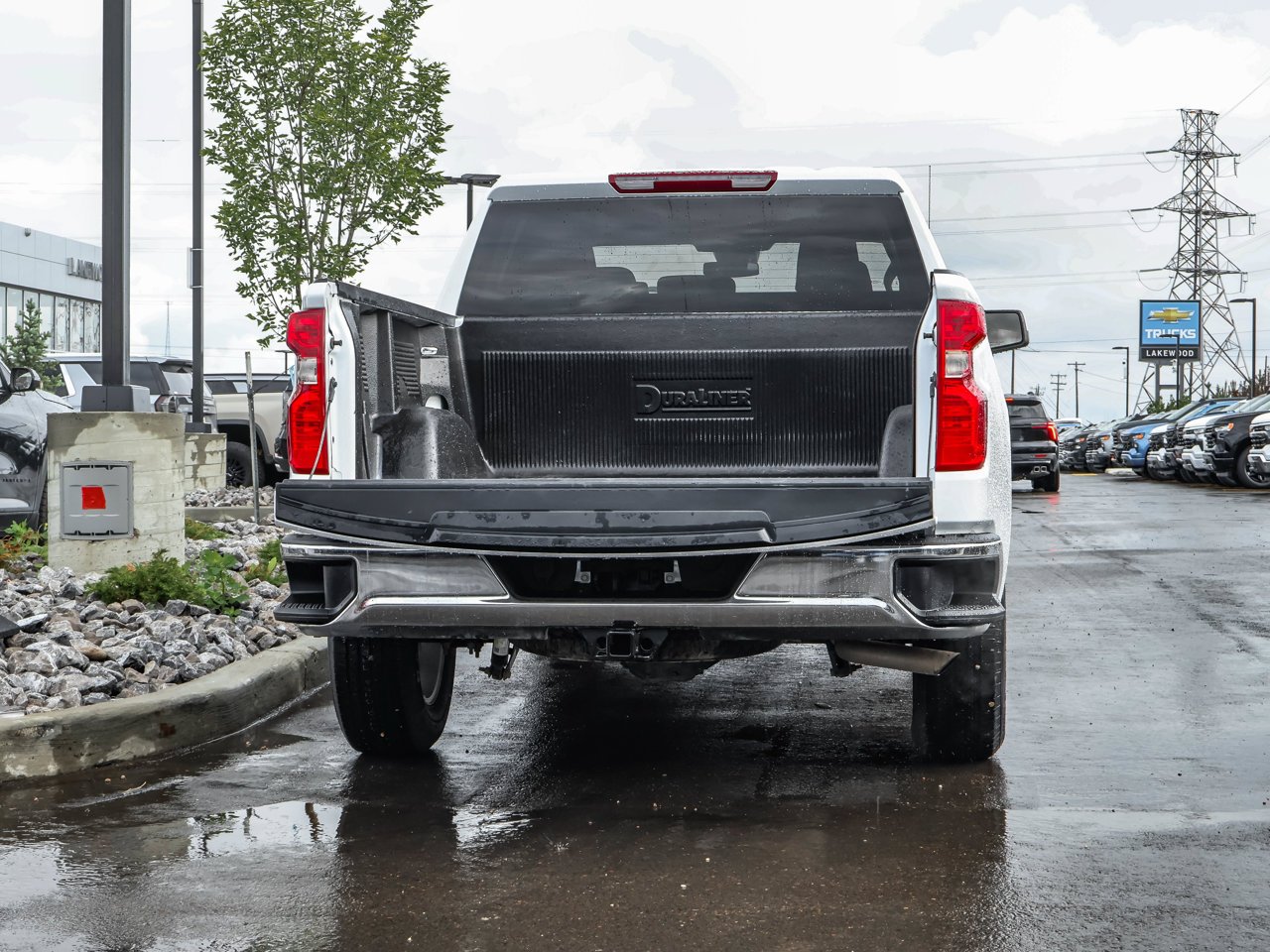2025 Chevrolet Silverado 1500 4WD Crew Cab 147 LT White Sherwood Park - photo #8