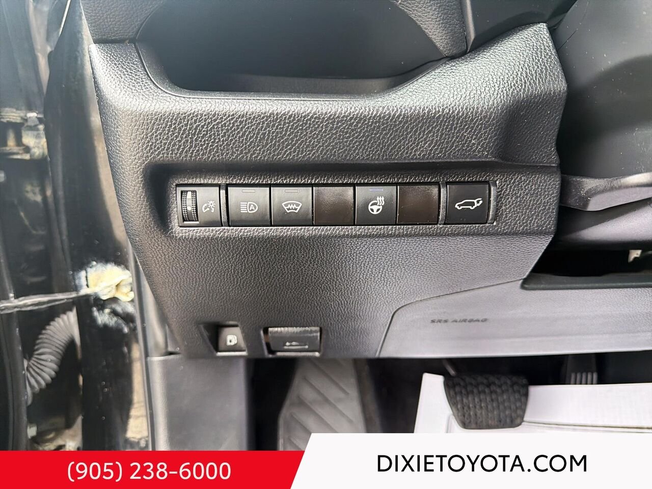 2023 Toyota RAV4 HYBRID SE AWD / CLEAN CARFAX / HEATED SEATS / MOONROOF / ALLOY WHEELS / CARPLAY AND ANDROID AUTO Black Mississauga - photo #12