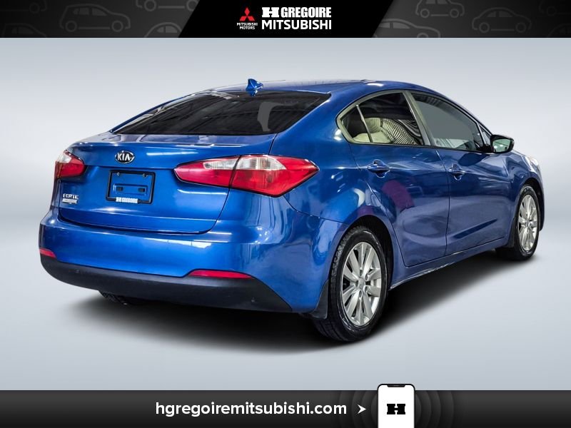 Kia Forte 2015 Bleu Laval - photo #8