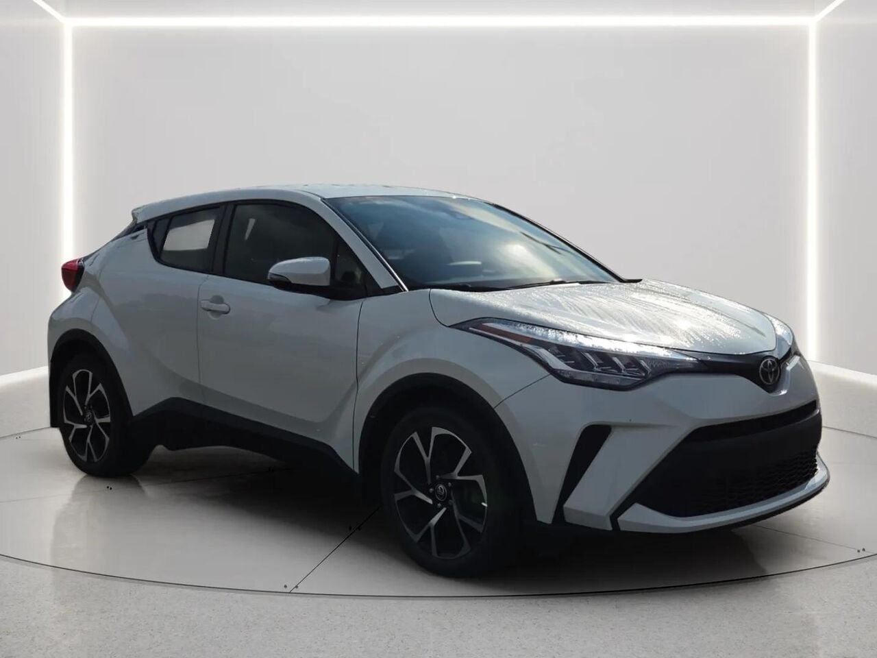 TOYOTA C-HR XLE PREMIUM 2021 Blizzard nacré Gatineau - photo #6