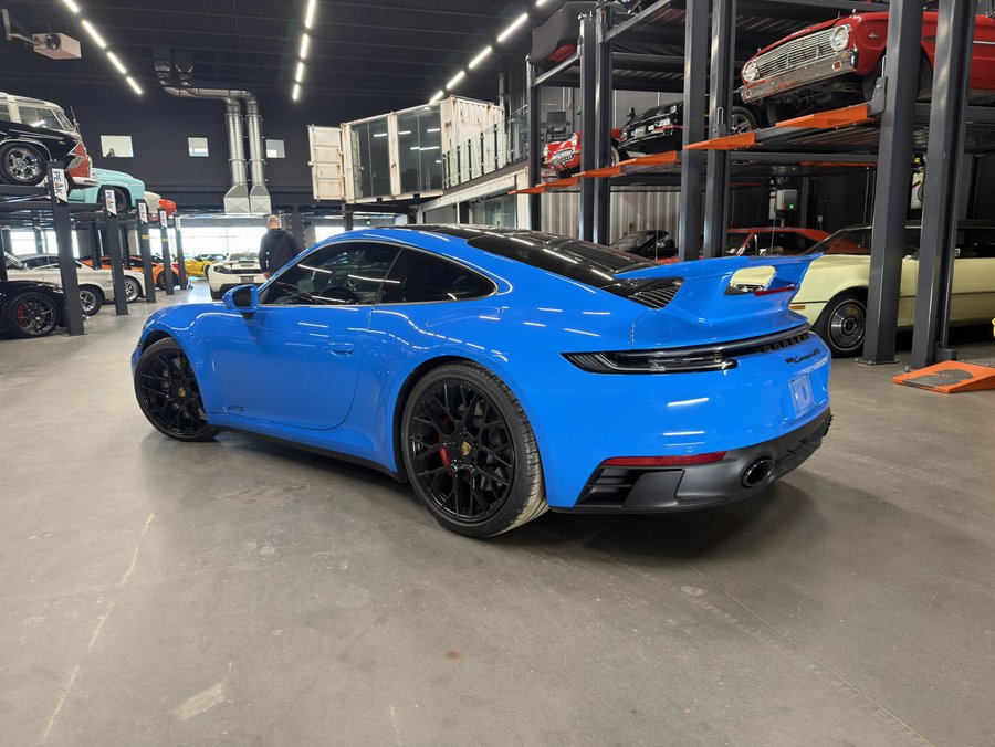 2022 Porsche 911 2022 Blue